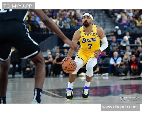 湖人队失利困扰，斯科特决意打造新战术