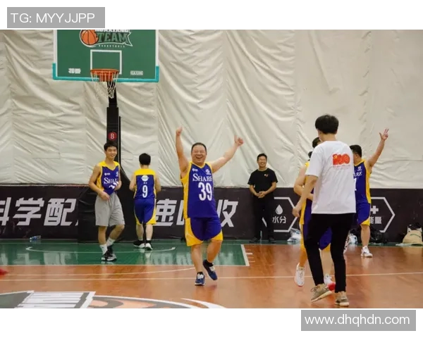 赛后复盘：成都篮球队与北京篮球队的团队协作与战术分析探讨